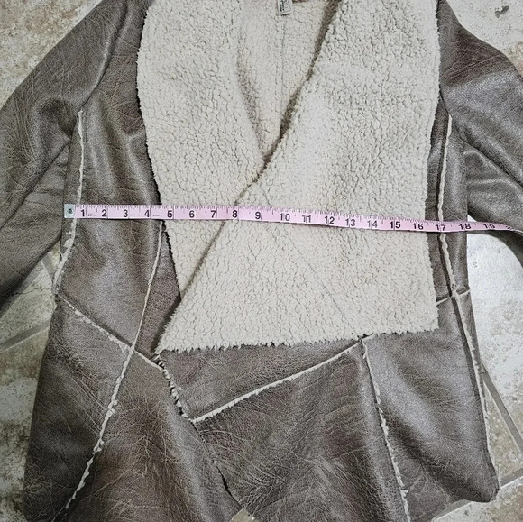 Forever 21 Faux Leather Sherpa Jacket S Brown Shearling Moto Drape Y2K Glam - Picture 11 of 11